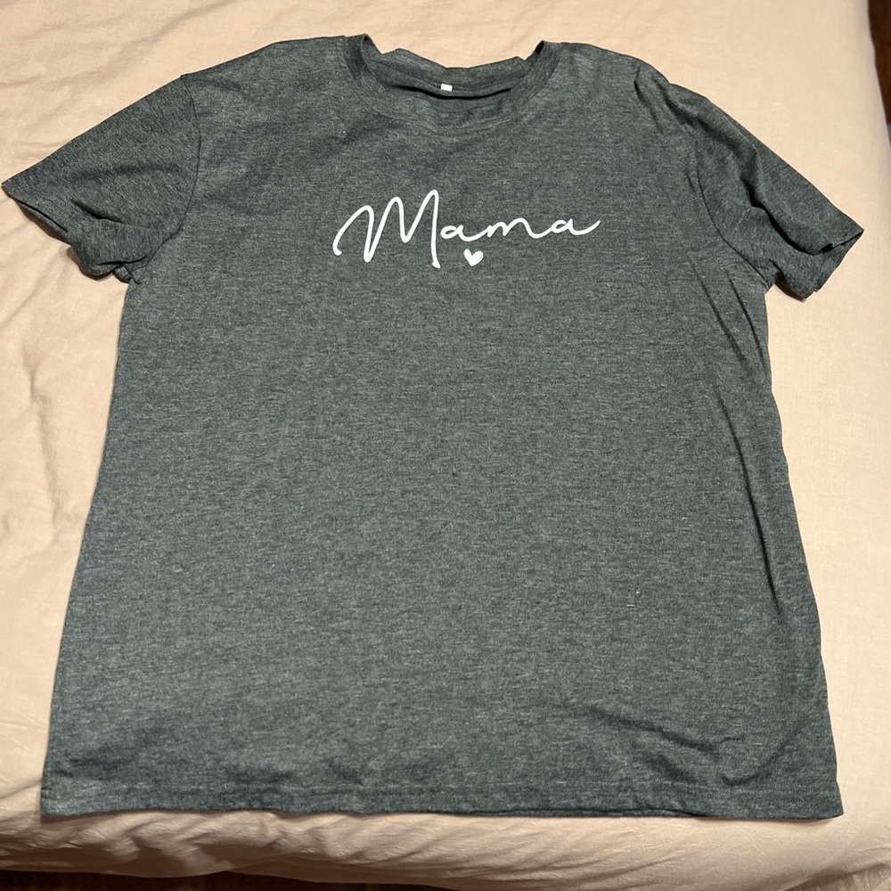 Women’s “Mama” Tshirt